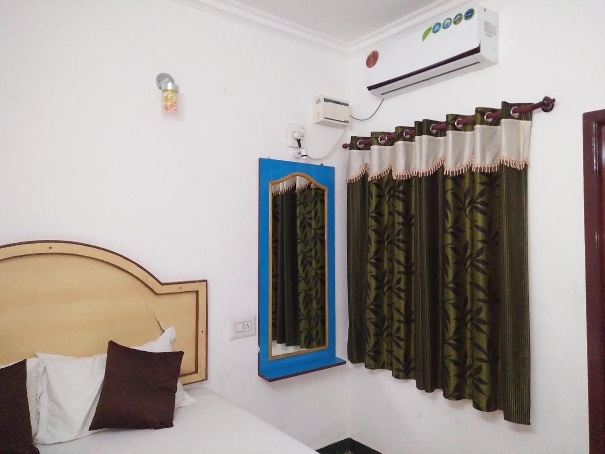 Jayam Residency Hotel Chennai Exterior foto